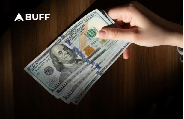 Có nên nắm giữ USD khi đồng đô la tăng giá?